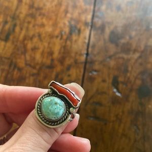 Vintage silver and turquoise ring